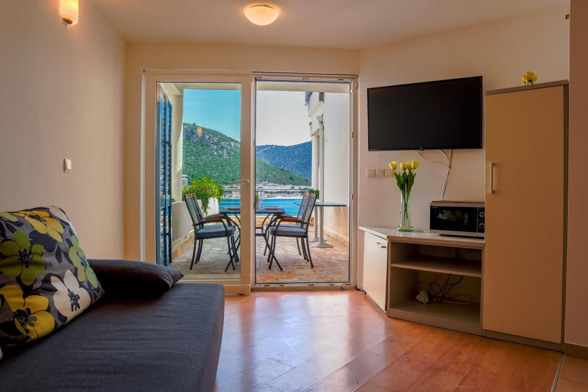 Katica Apartment *